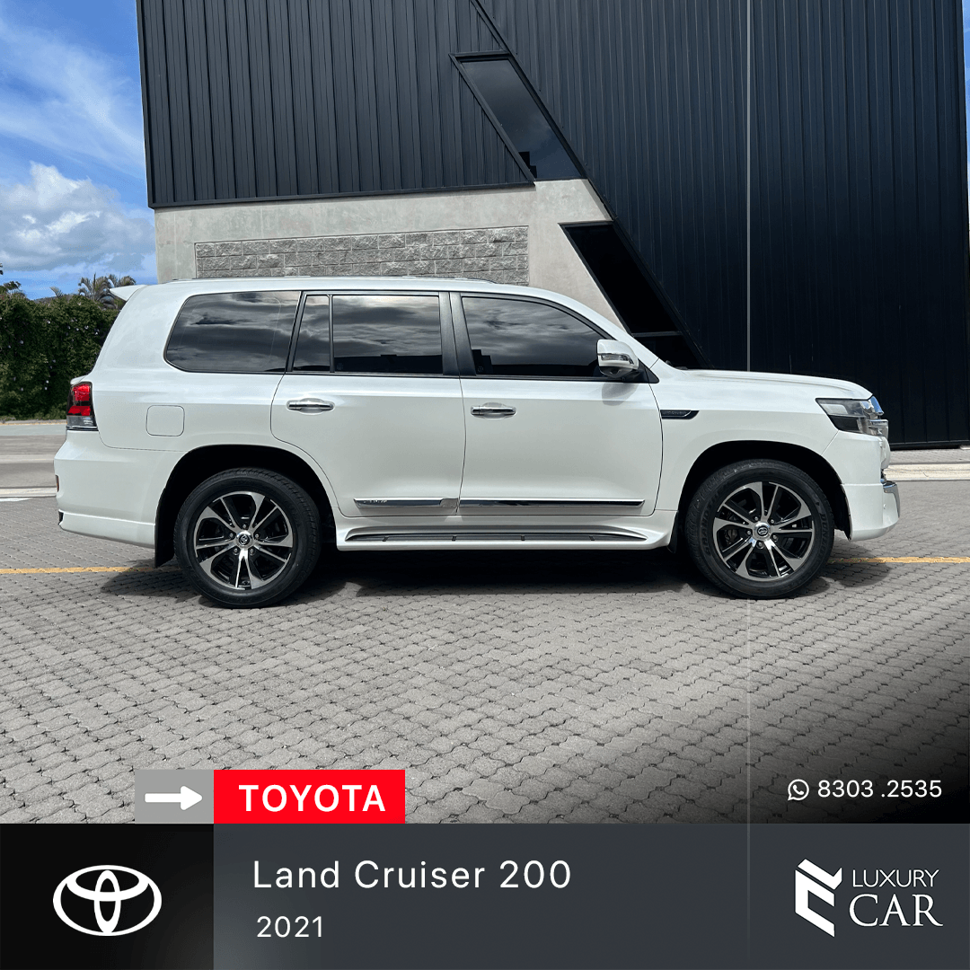 TOYOTA LAND CRUISER 200