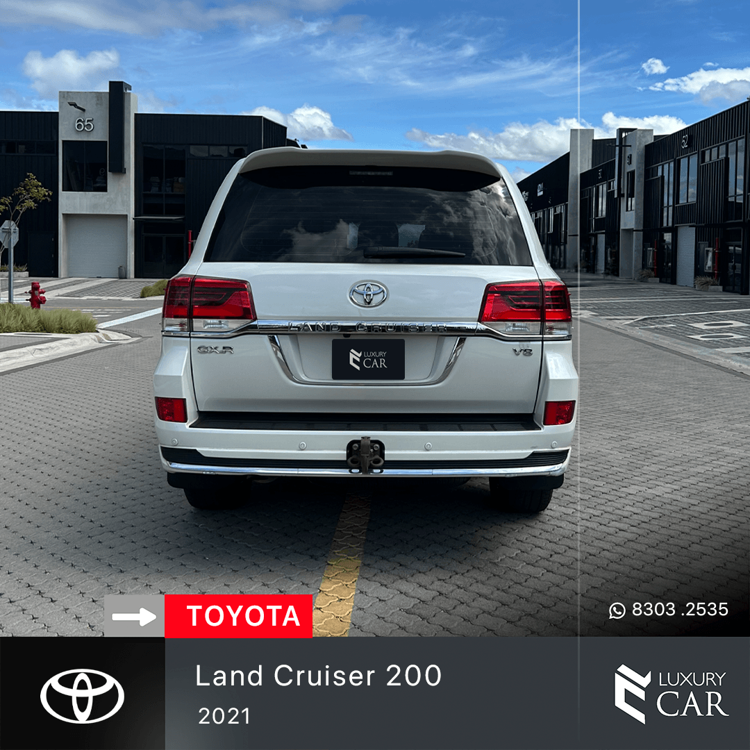 TOYOTA LAND CRUISER 200
