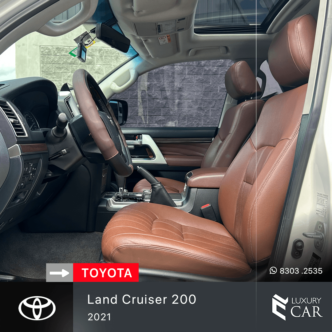 TOYOTA LAND CRUISER 200
