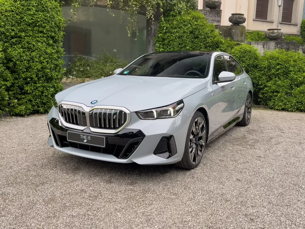 BMW-i5